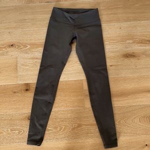 Lululemon Wunder Under Legging Size 6 Dark Green